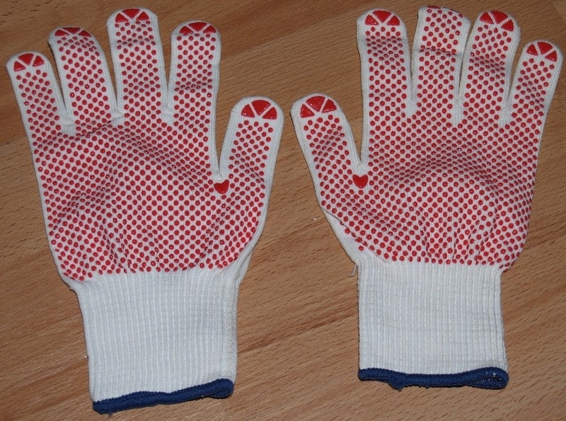 Handschuhstretch mit Griffnieten